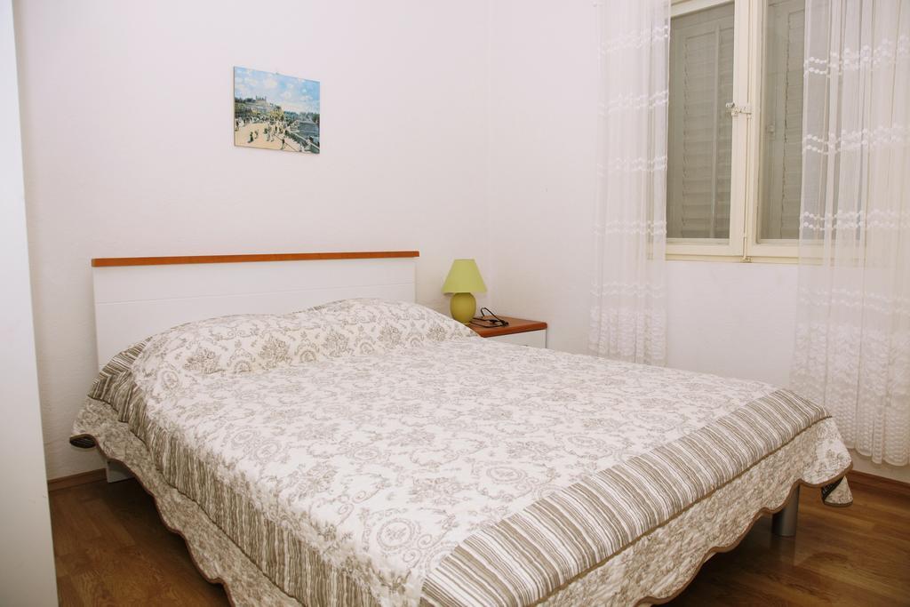 Apartments Gabrijela プリズバ 部屋 写真