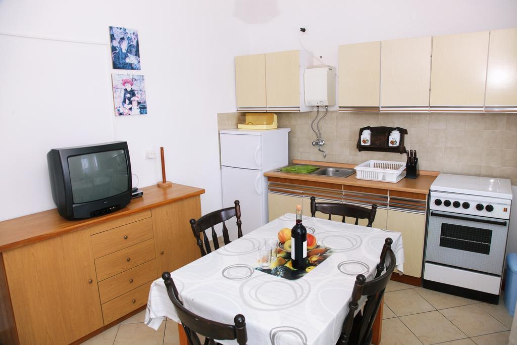 Apartments Gabrijela プリズバ 部屋 写真